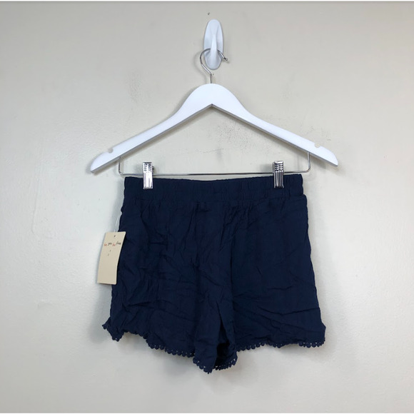 Be Bop Junior's Pull-On Mid-Rise Swingy Casual Pom-Pom Shorts Navy XS, $24 NWT - Picture 3 of 3